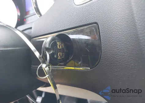 2016 Chrysler Town & Country Touring-L Anniversary Edition из США, поврежденный, VIN 2C4RC1CG8GR159460